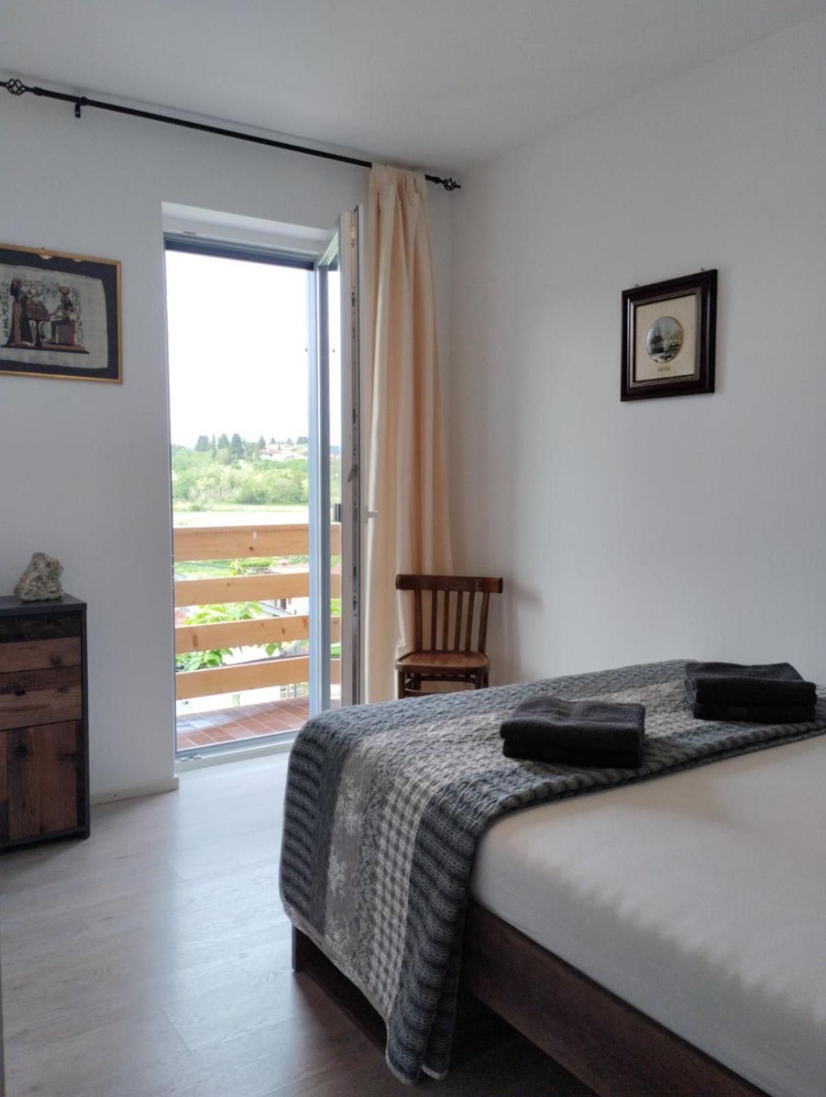 Apartma Salvia-Guest House Луция Экстерьер фото